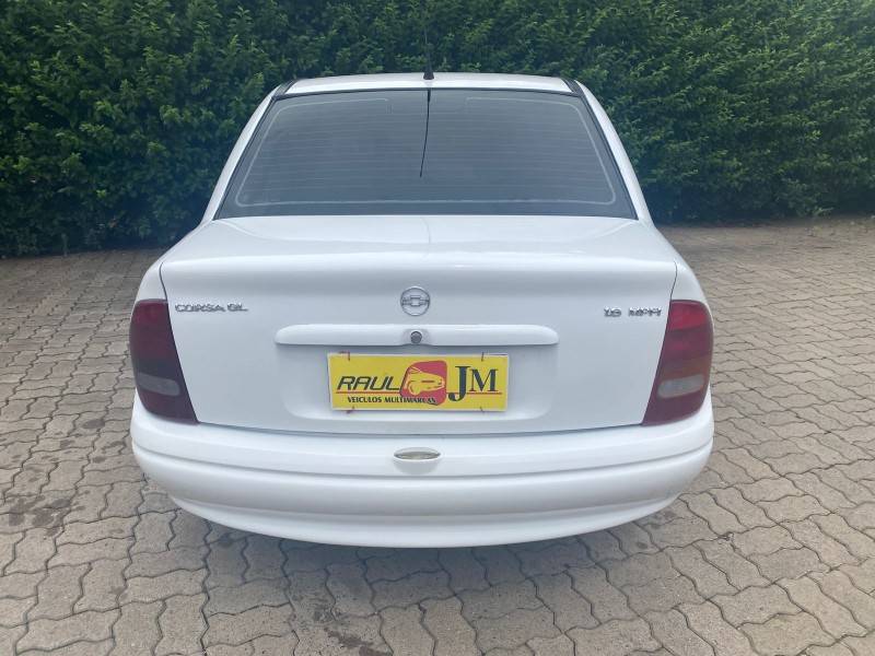 CHEVROLET - CORSA - 1998/1998 - Branca - R$ 15.900,00