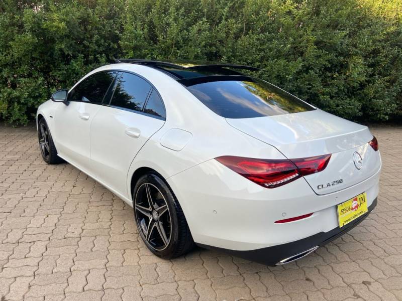 MERCEDES-BENZ - CLA 250 - 2022/2022 - Branca - R$ 289.900,00