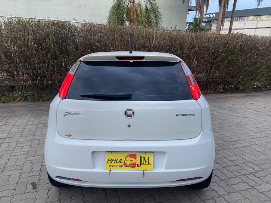 FIAT - PUNTO - 2011/2011 - Branca - R$ 35.900,00