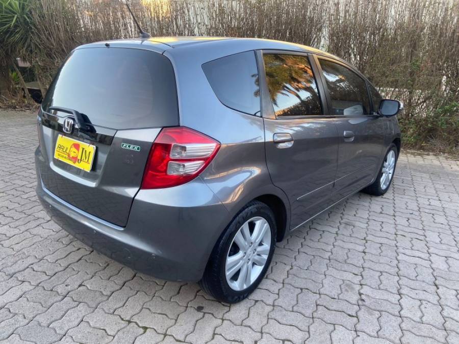 HONDA - FIT - 2011/2012 - Cinza - R$ 53.800,00