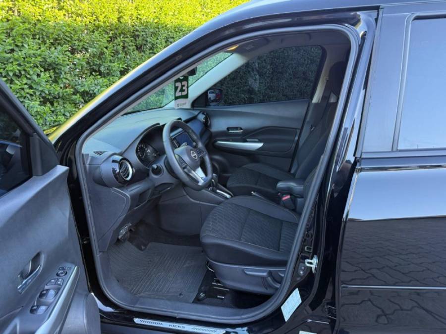 NISSAN - KICKS - 2022/2023 - Preta - R$ 104.900,00