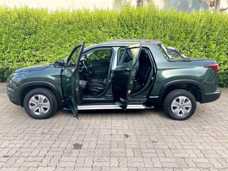 FIAT - TORO - 2016/2017 - Verde - R$ 87.900,00