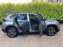 CHEVROLET - TRACKER - 2024/2025 - Prata - R$ 110.900,00