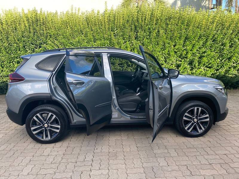 CHEVROLET - TRACKER - 2024/2025 - Prata - R$ 110.900,00