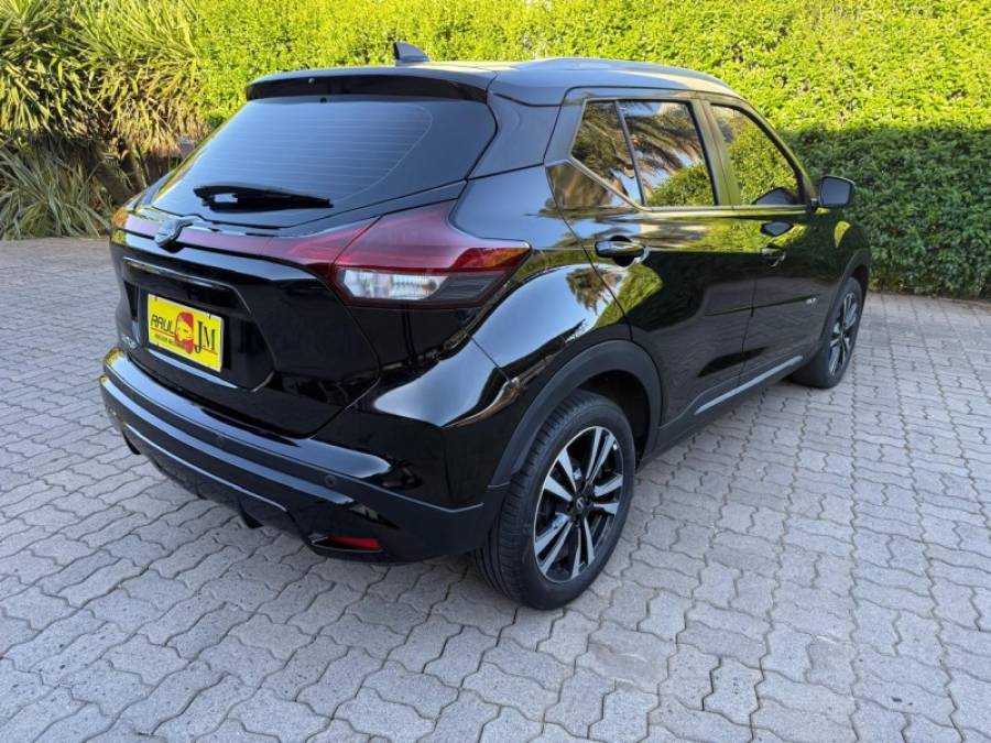 NISSAN - KICKS - 2022/2023 - Preta - R$ 104.900,00