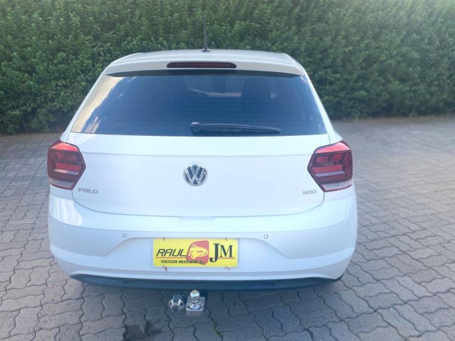 VOLKSWAGEN - POLO - 2018/2019 - Branca - R$ 68.900,00