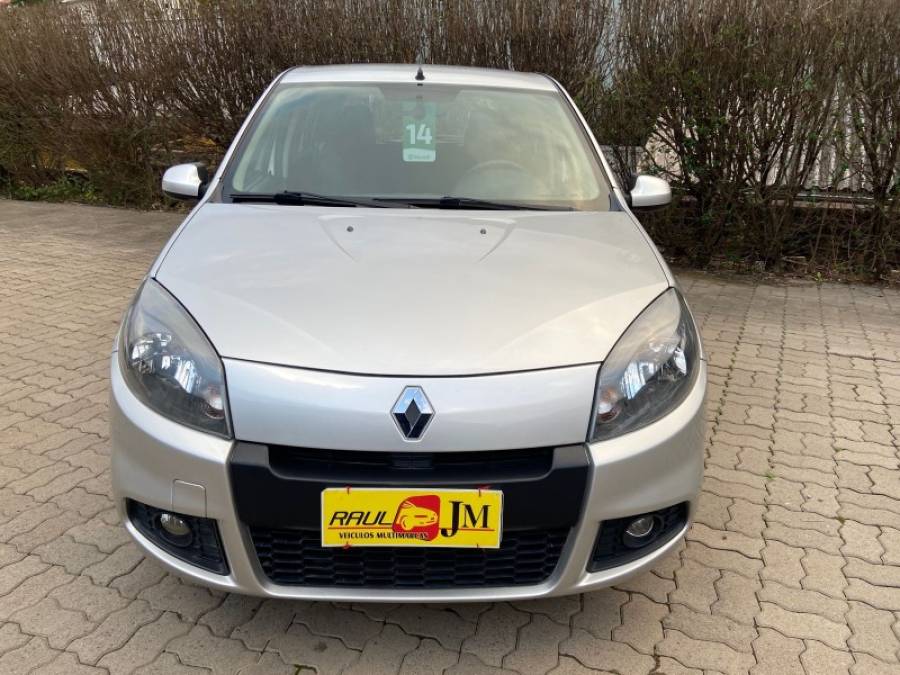 RENAULT - SANDERO - 2013/2014 - Prata - R$ 34.900,00