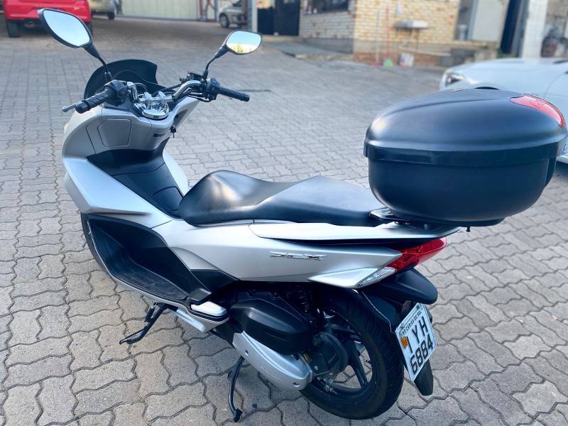 HONDA - PCX - 2017/2018 - Prata - R$ 14.900,00